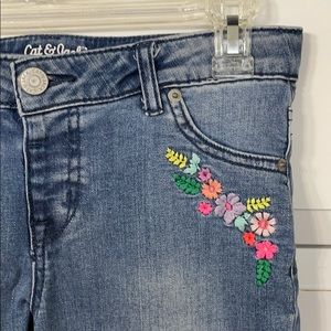 Girls embroidered jegging